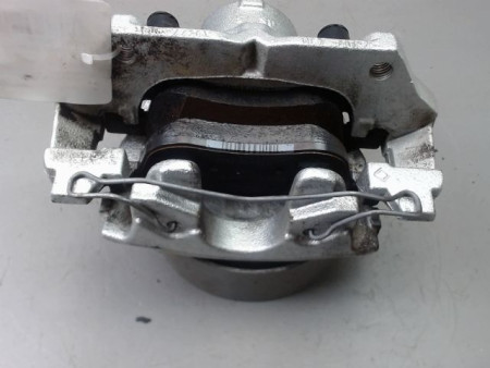 ETRIER DE FREIN AVANT DROIT FORD FIESTA 2010-