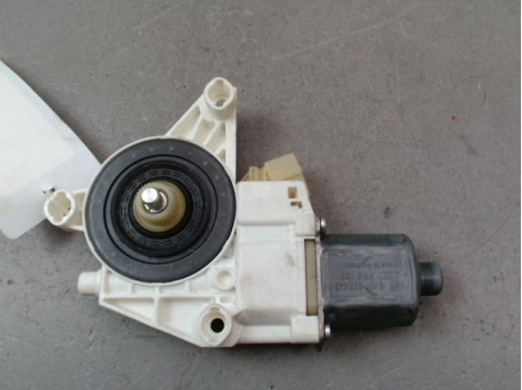 MECANISME+MOTEUR LEVE-GLACE ARRIERE DROIT MERCEDES CLASSE C BERL. III Phase 1 (204) 2007-2010