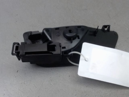 POIGNEE INTERIEURE PORTE AVANT DROIT FORD FIESTA 2010-