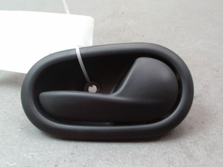 POIGNEE INTERIEURE PORTE AVANT DROIT DACIA SANDERO II Phase 1 2012-...