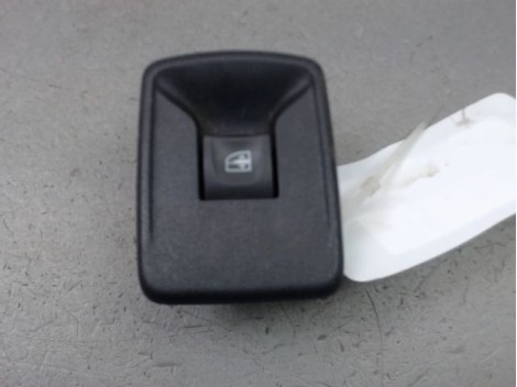 COMMANDE LEVE-GLACE PORTE AVD DACIA LODGY BREAK 2012-...