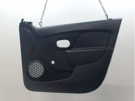 GARNITURE PORTE AVANT DROIT DACIA SANDERO II Phase 1 2012-...