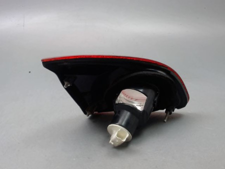 FEU ARRIERE INTERIEUR DROIT NISSAN QASHQAI BREAK I Phase 1 2007-2010