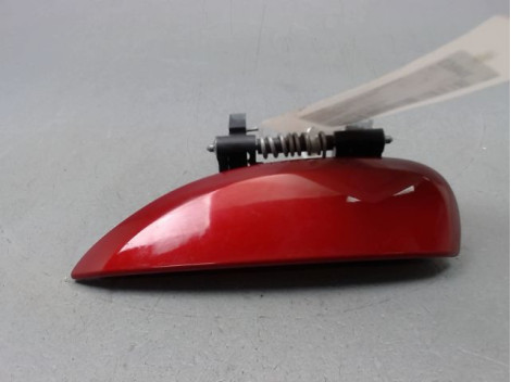POIGNEE EXTERIEURE PORTE AVANT GAUCHE DACIA DUSTER 2010-