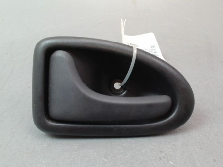 POIGNEE INTERIEURE PORTE ARRIERE GAUCHE RENAULT CLIO CAMPUS II Phase 2 2009-2012