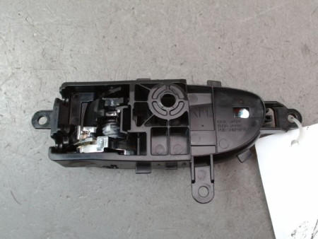 POIGNEE INTERIEURE PORTE AVANT DROIT NISSAN LEAF 2011-...