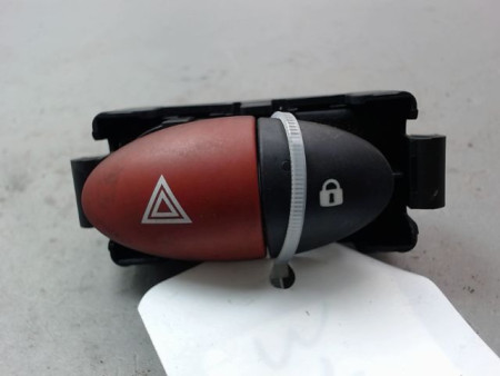 BOUTON DE WARNING RENAULT TWINGO II Phase 1 2007-2011