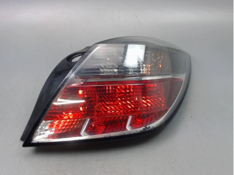 FEU ARRIERE DROIT OPEL ASTRA GTC III Phase 2 (H) 2007-2011
