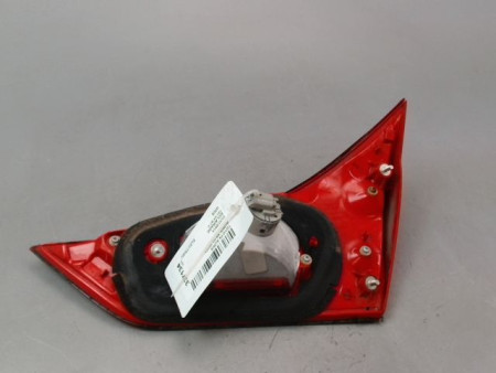 FEU ARRIERE INTERIEUR GAUCHE TOYOTA AURIS 2010-