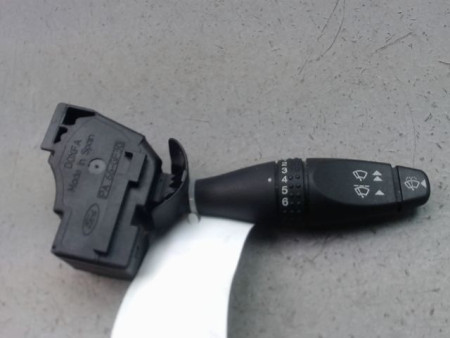 COMMANDE ESSUIE GLACE FORD FOCUS I 1998-2004