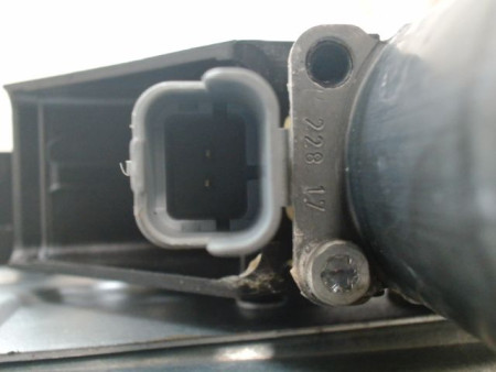 MECANISME+MOTEUR LEVE-GLACE AVANT DROIT PEUGEOT 208 Phase 1 2012-...