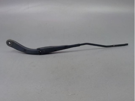 BRAS ESSUIE-GLACE AVANT DROIT DACIA SANDERO II Phase 1 2012-...
