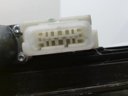 MECANISME+MOTEUR LEVE-GLACE AVANT GAUCHE RENAULT CAPTUR