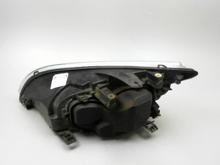 PHARE DROIT FORD FOCUS