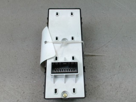 COMMANDE LEVE-GLACE PORTE AVG KIA RIO 2005-