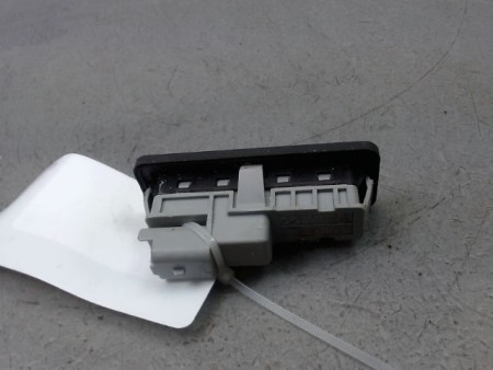 POIGNEE EXTERIEURE HAYON DACIA SANDERO 2008-