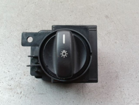 INTERIEUR COMMANDE PHARES MERCEDES CLASSE B MONOSP. I Phase 1 (245) 2005-2008