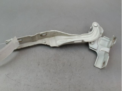 COMPAS DROIT CAPOT ALFA ROMEO GUILIETTA 2010-