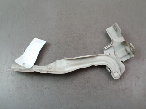 COMPAS GAUCHE CAPOT ALFA ROMEO GUILIETTA 2010-