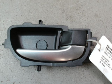 POIGNEE INTERIEURE PORTE AVANT DROIT TOYOTA YARIS 2005-