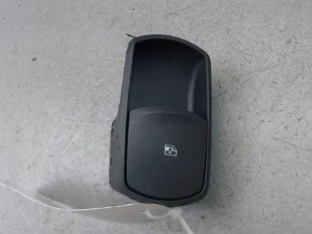 COMMANDE LEVE-GLACE PORTE AVD OPEL CORSA IV Phase 1 (D) 2006-2010