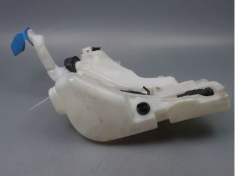 RESERVOIR LAVE-GLACE AVANT AUDI A8 2002-2007