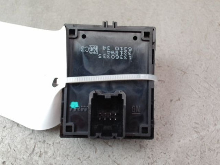 COMMANDE LEVE-GLACE PORTE AVG OPEL ADAM 2012-...