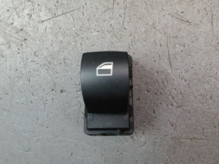 COMMANDE LEVE-GLACE PORTE AVD BMW SERIE 1 I (E81) 2007-2011