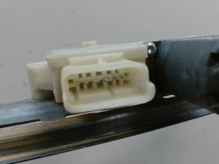MECANISME+MOTEUR LEVE-GLACE ARRIERE DROIT PEUGEOT 308 2011-