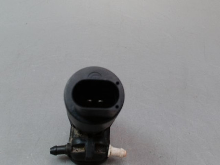 POMPE LAVE-GLACE AVANT OPEL CORSA 2010-