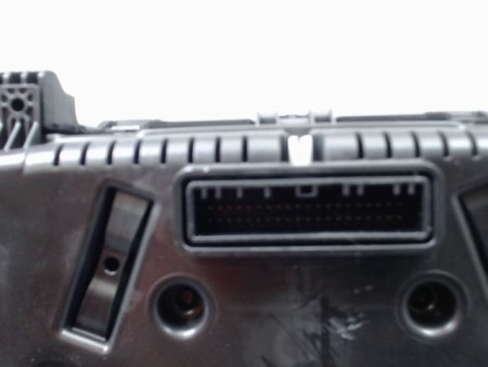 BLOC COMPTEURS DACIA SANDERO 2008-