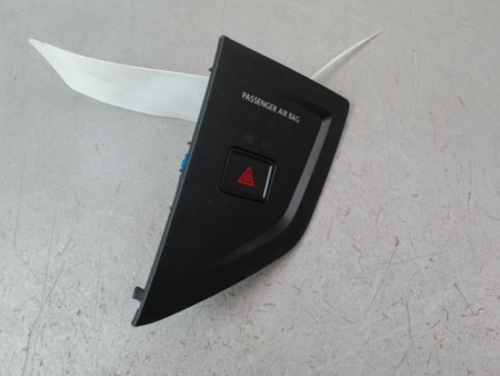 BOUTON DE WARNING VOLKSWAGEN POLO 2009-