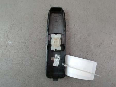 COMMANDE LEVE-GLACE PORTE AVD RENAULT KANGOO