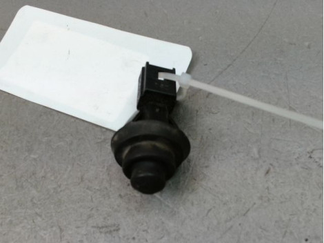 CONTACTEUR PORTE AVANT DROIT DACIA SANDERO I 2008-2012