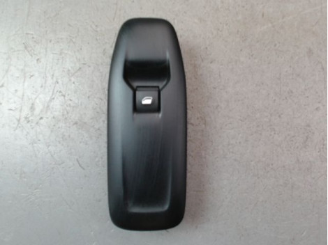 COMMANDE LEVE-GLACE PORTE AVD PEUGEOT 208 Phase 1 2012-...