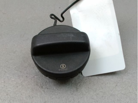 BOUCHON RESERVOIR A CARBURANT TOYOTA COROLLA 2004-