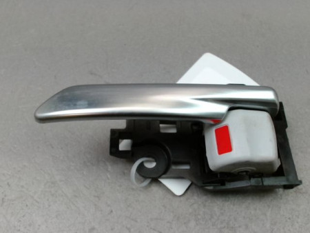 POIGNEE INTERIEURE PORTE AVANT GAUCHE TOYOTA COROLLA 2004-
