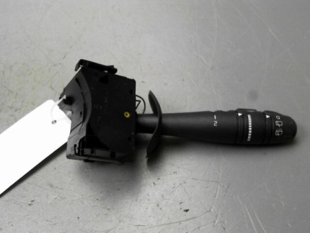 COMMANDE ESSUIE GLACE RENAULT TWINGO II Phase 1 2007-2011