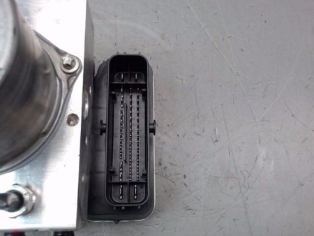 UNITE HYDRAULIQUE ABS TOYOTA YARIS 2005-