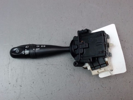 COMMANDE ECLAIRAGE TOYOTA YARIS I Phase 2 2003-2005
