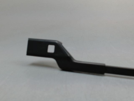 BRAS ESSUIE-GLACE AVANT DROIT PEUGEOT 308 SW 2008-