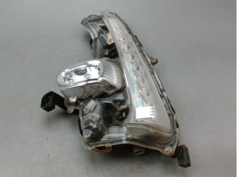 PHARE ANTIBROUILLARD AVANT GAUCHE TOYOTA PRIUS 2004-