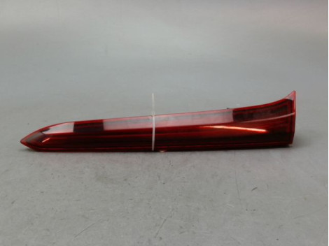 FEU ARRIERE INTERIEUR DROIT TOYOTA PRIUS 2004-