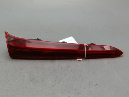 FEU ARRIERE INTERIEUR GAUCHE TOYOTA PRIUS 2004-