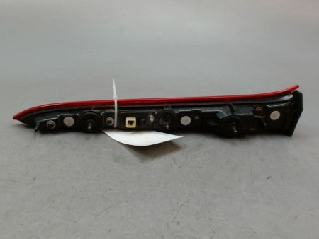 FEU ARRIERE INTERIEUR GAUCHE TOYOTA PRIUS 2004-