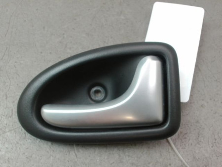 POIGNEE INTERIEURE PORTE ARRIERE DROIT RENAULT CLIO CAMPUS II Phase 2 2009-2012