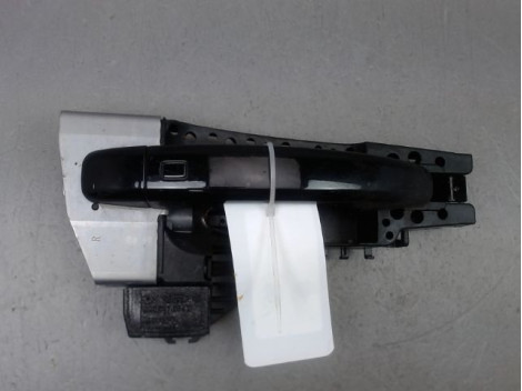 POIGNEE EXTERIEURE PORTE AVANT DROIT AUDI A1 Phase 1 (8X) 2010-2015