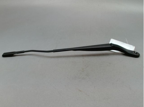 BRAS ESSUIE-GLACE AVANT DROIT DACIA SANDERO 2008-