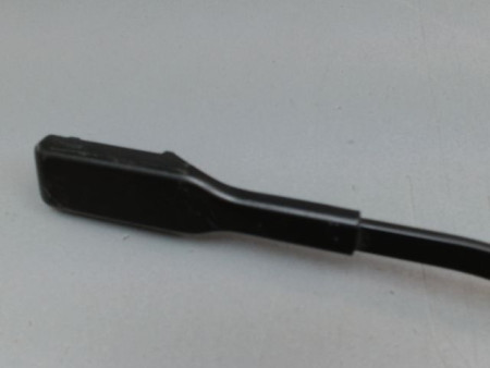 BRAS ESSUIE-GLACE AVANT GAUCHE DACIA SANDERO 2008-