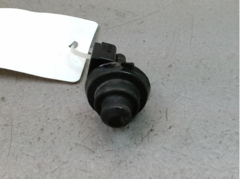 CONTACTEUR PORTE AVANT GAUCHE DACIA SANDERO 2008-